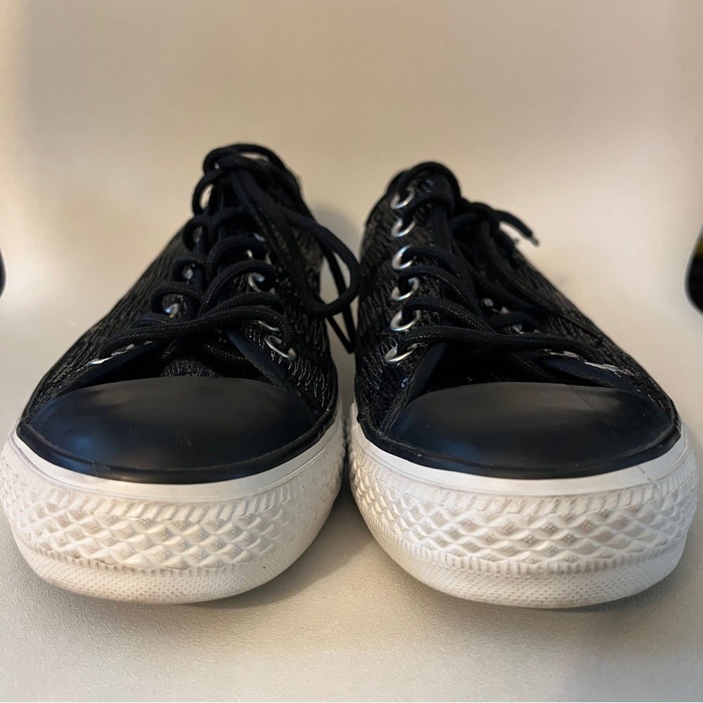 Converse Silver Sequin Low Top Sneaker Womens Size 6 - Picture 2 of 14